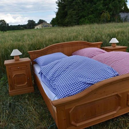 Open Air, Bett Im Kornfeld Finning Exterior foto